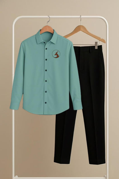 Pista–Black – Round Brown Deer Logo